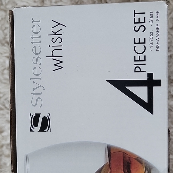 Set of 4 Whisky Glasses - Picture 3 of 3